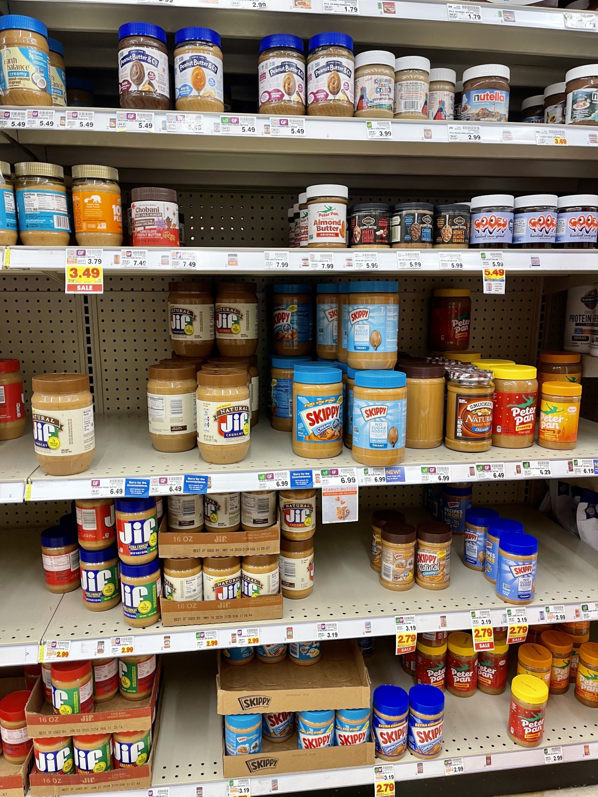 7 Best Peanut Butter Brands For Dogs In 2022 That Are Safe And Healthy
